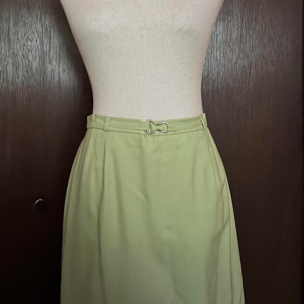 Requirements Women's Green Skirt